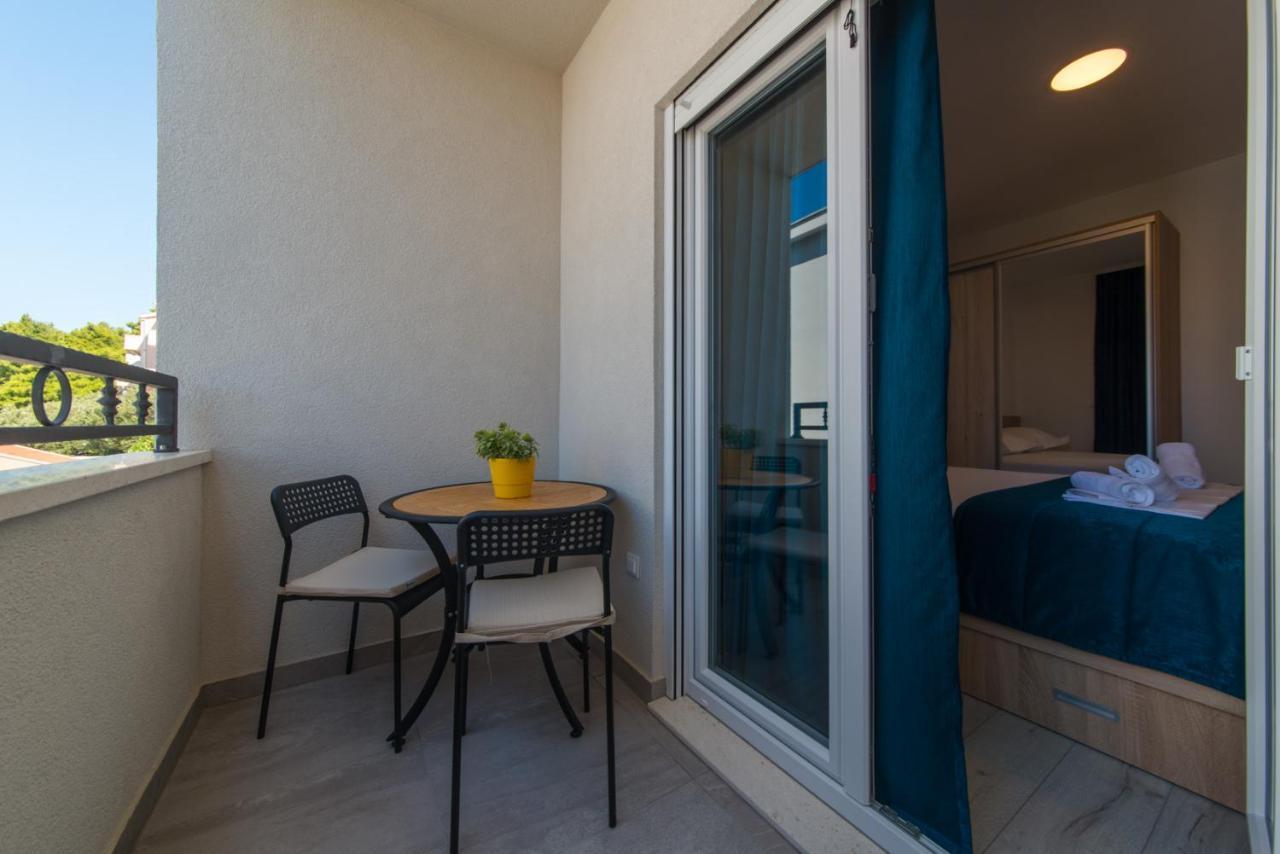 Apartmani Spiline Baška Voda Exteriör bild