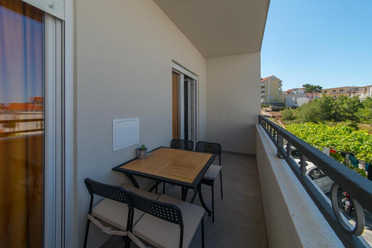 Apartmani Spiline Baška Voda Exteriör bild