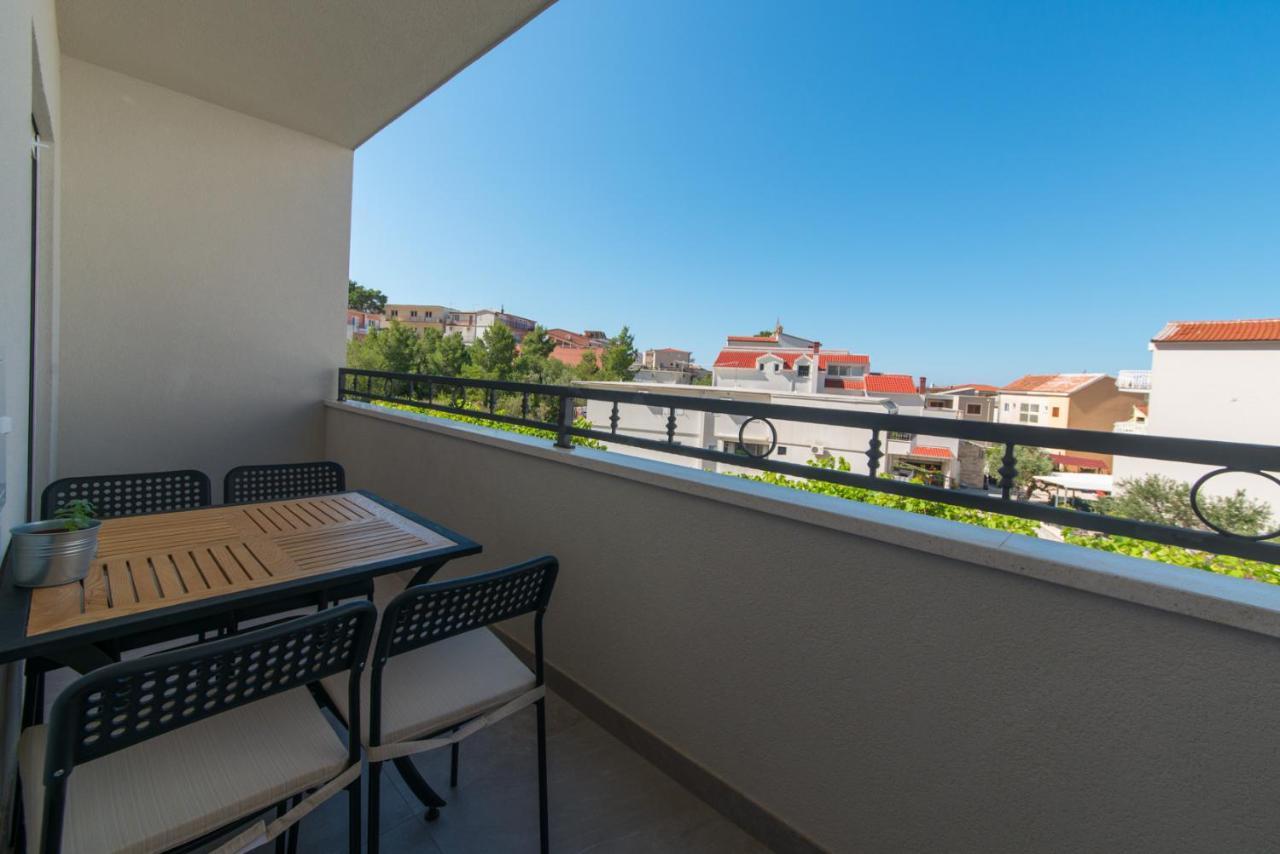 Apartmani Spiline Baška Voda Exteriör bild