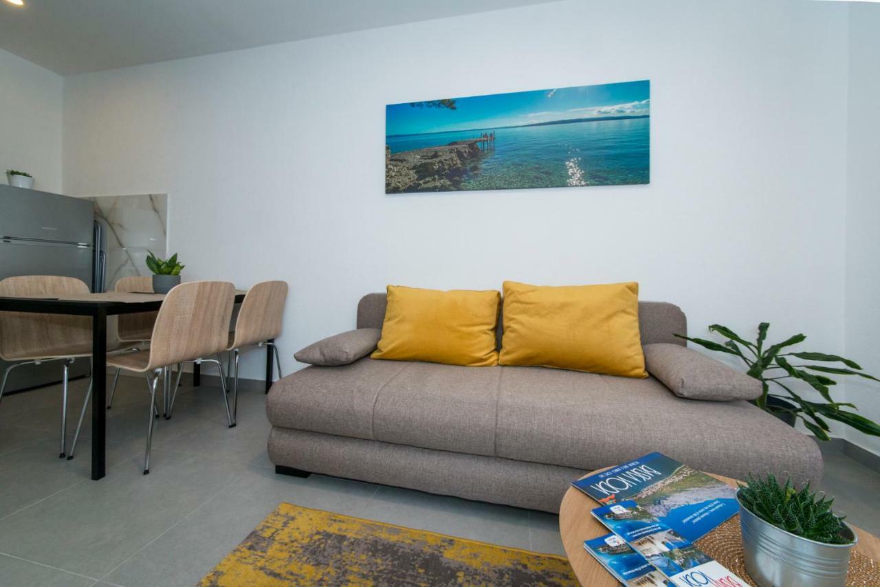 Apartmani Spiline Baška Voda Exteriör bild