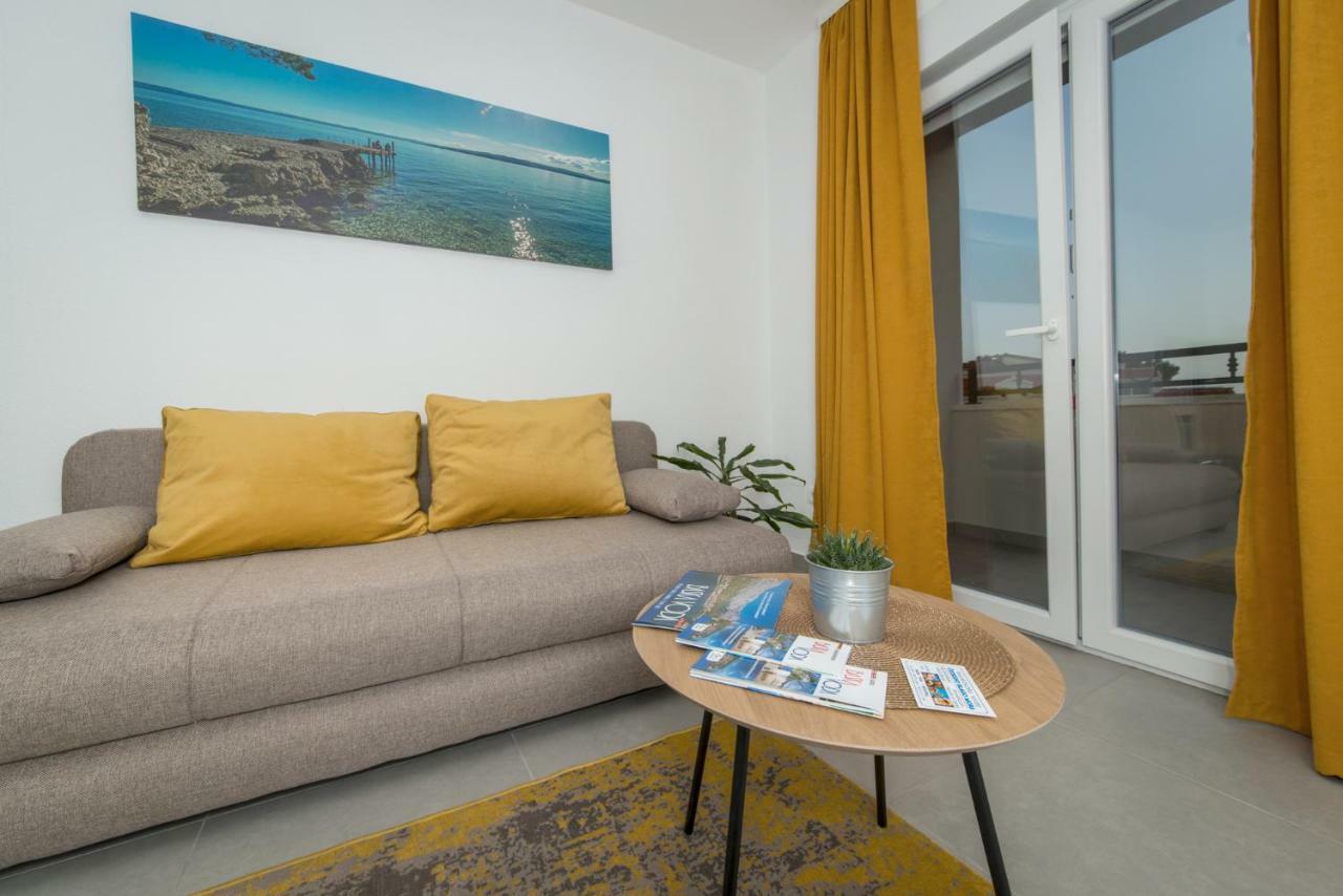 Apartmani Spiline Baška Voda Exteriör bild