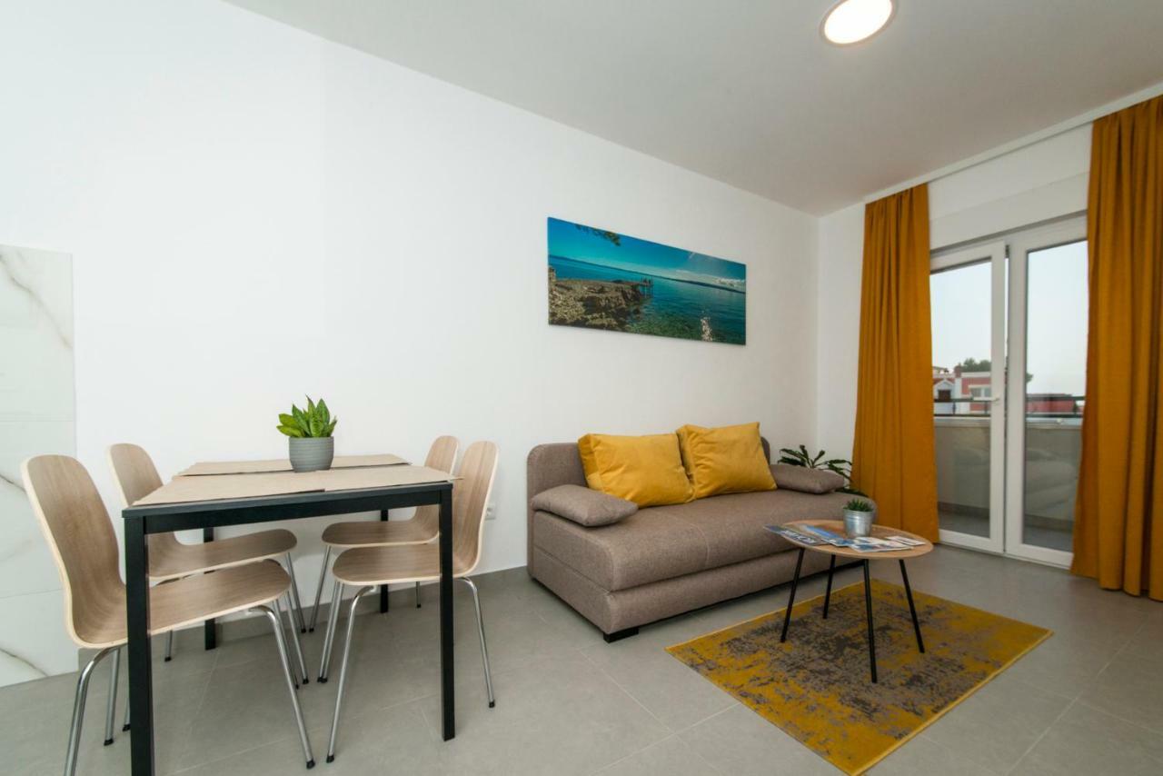 Apartmani Spiline Baška Voda Exteriör bild